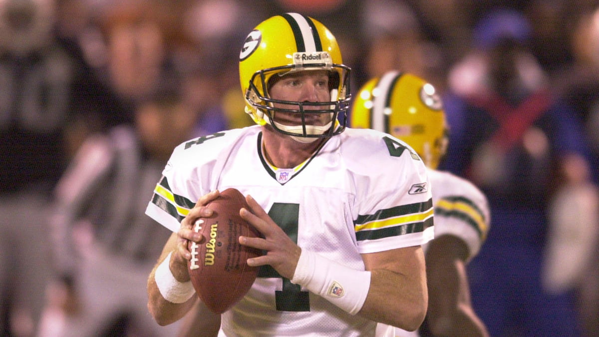 Brett Favre preparing to throw the ball for the Packers.