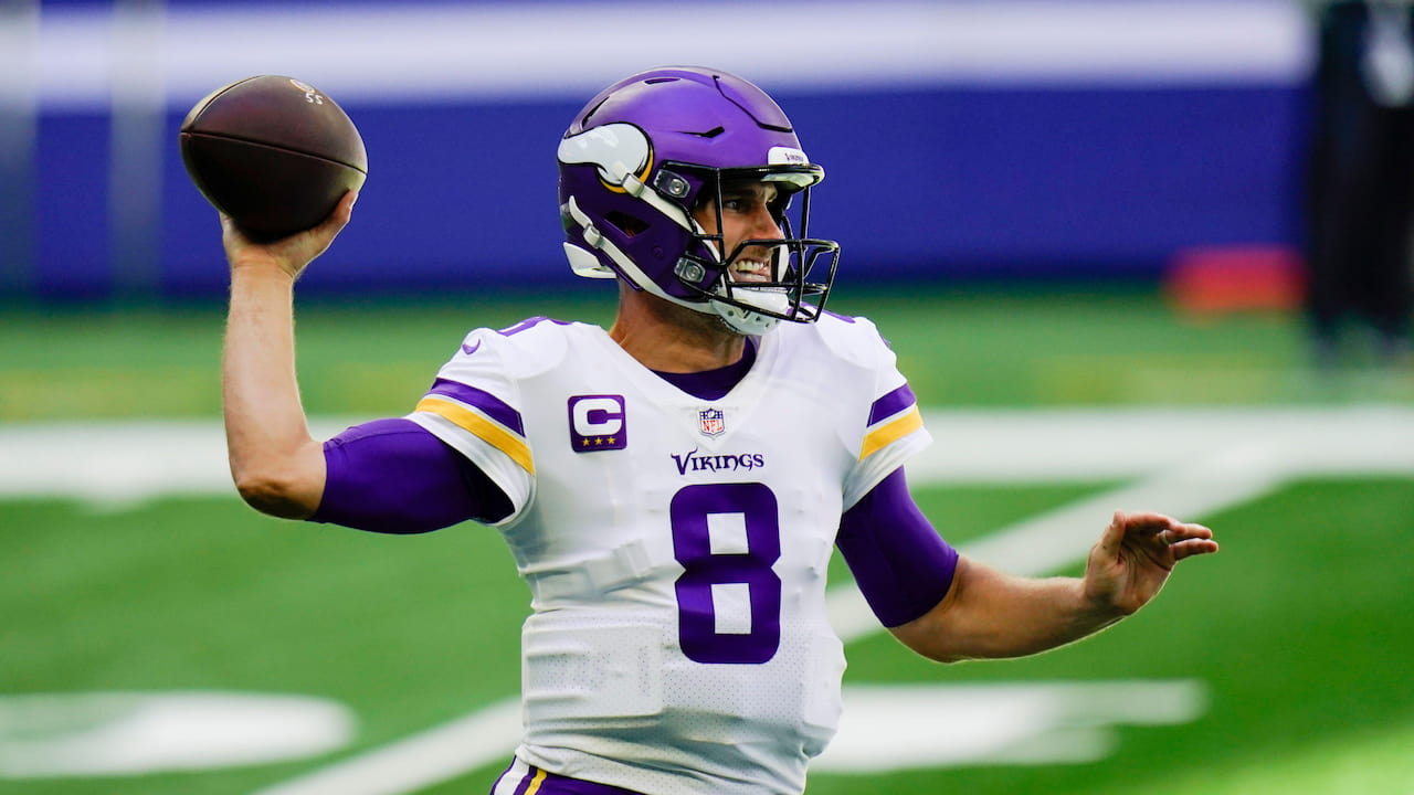 Kirk Cousins playing for the Vikings against the Colts.