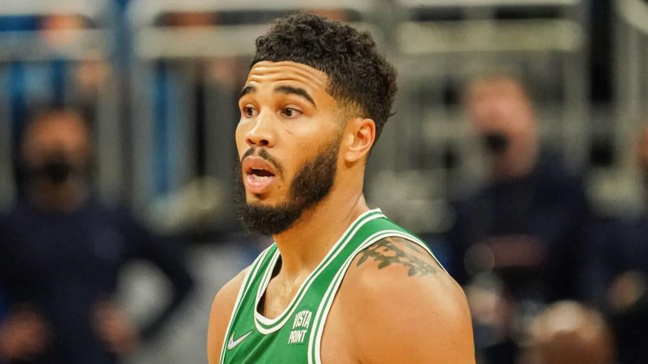 Jayson Tatum playing for the Boston Celtics.