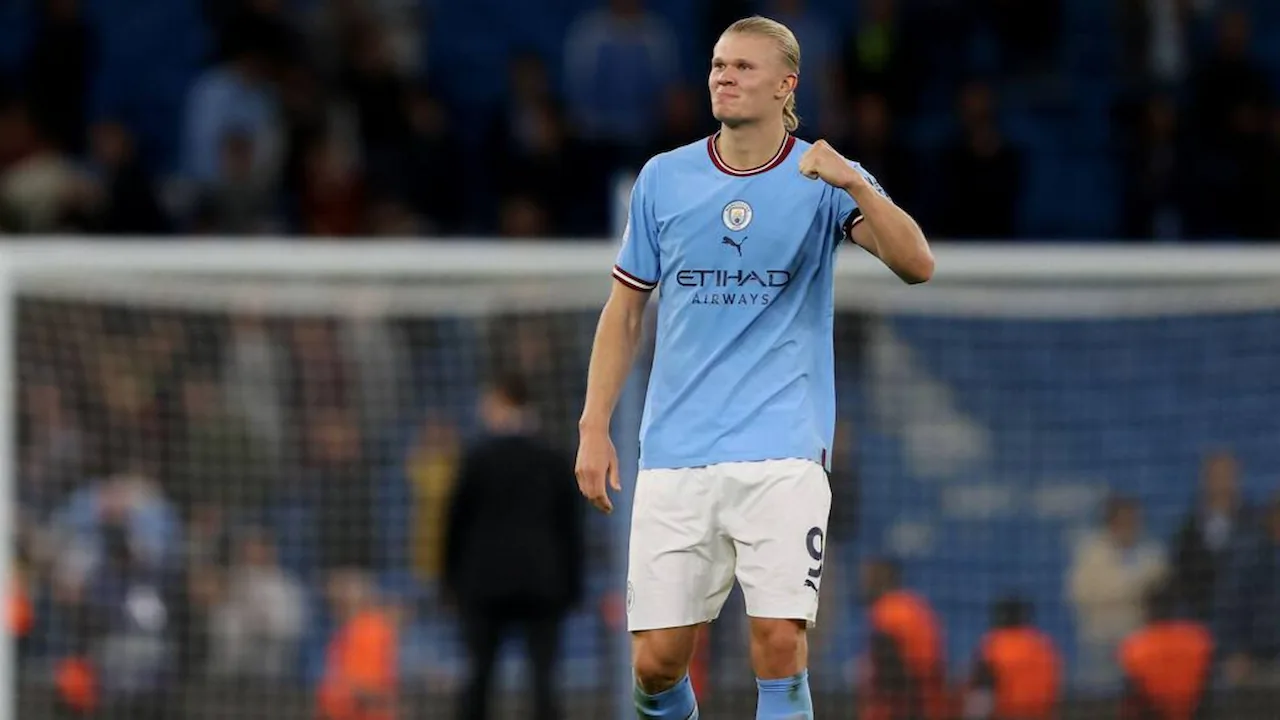 Erling Haaland playing ST for Manchester City.