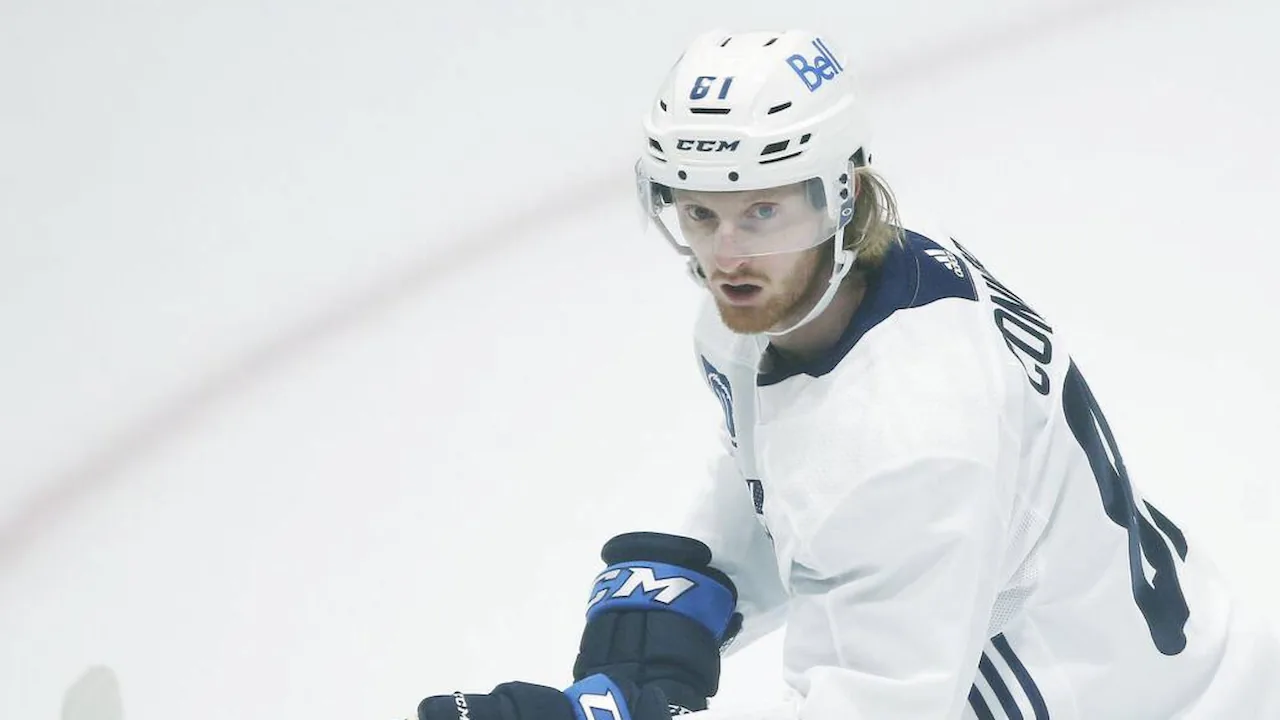 Kyle Connor playing for the Winnipeg Jets.