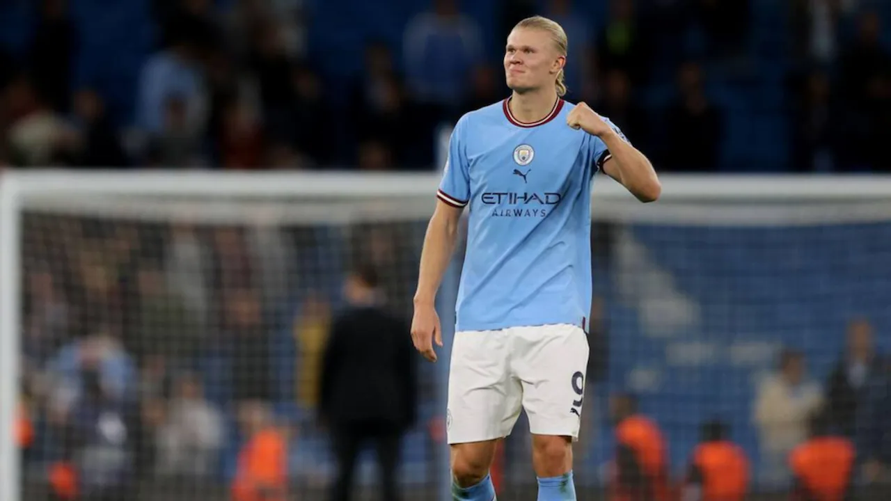 Erling Haaland playing for Manchester City